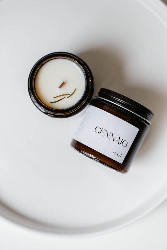 candela profumata agrumata e balsamica