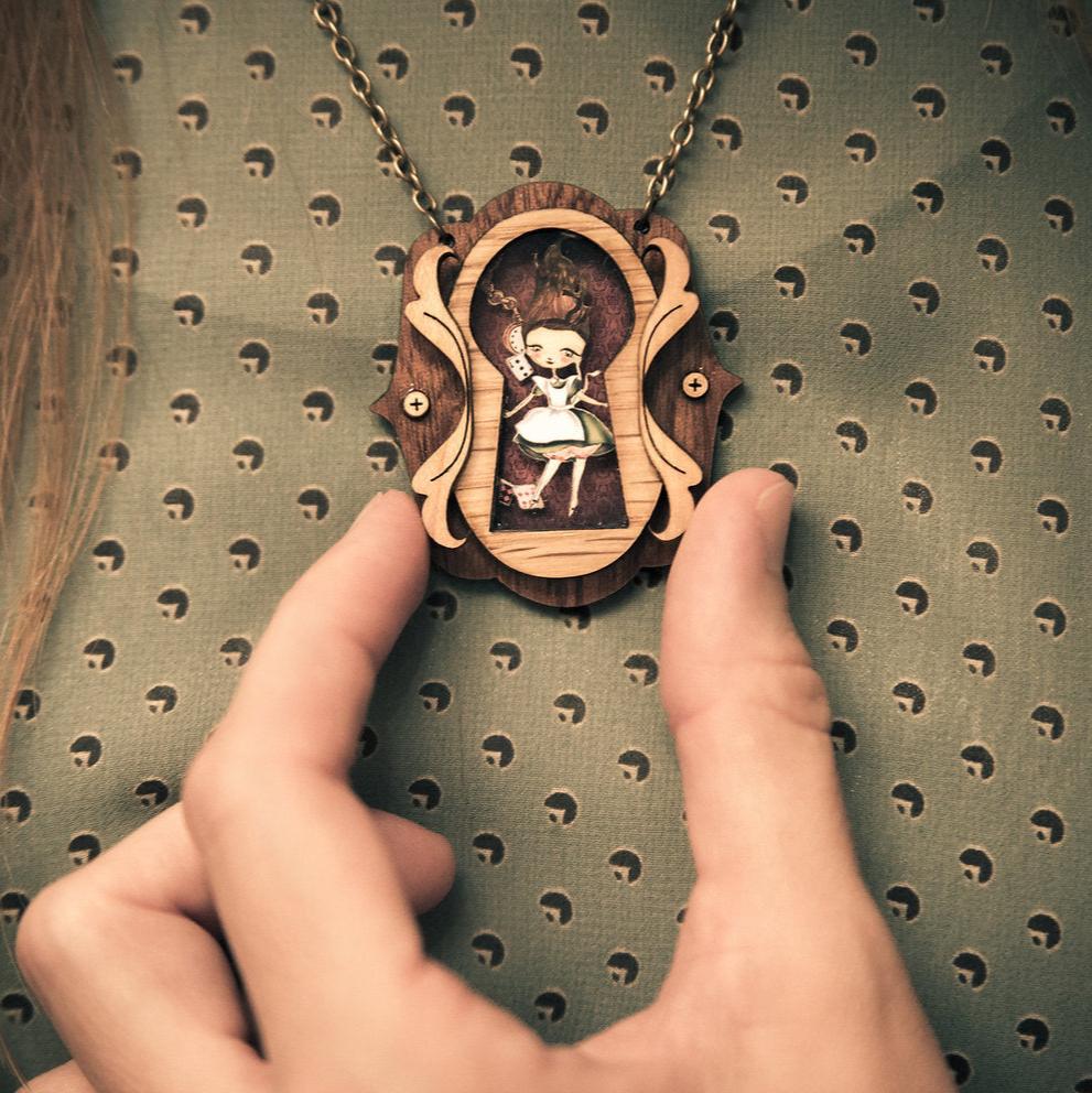 collana artigianale alice in wonderland