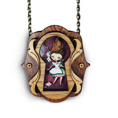 collana alice in wonderland in legno