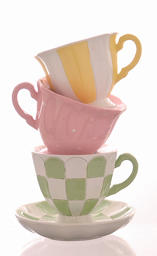 Porta candela con tazze da tè colorate