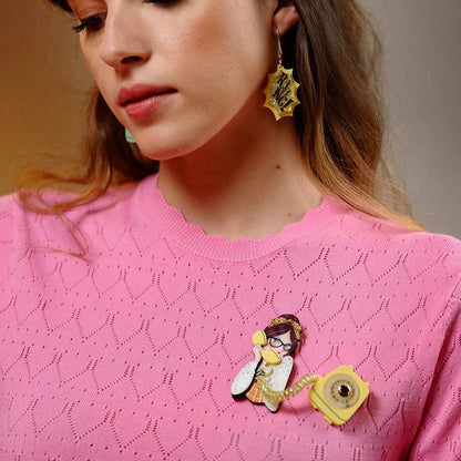 spilla centralinista vintage