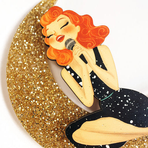 accessorio retrò con illustrazione anni 50 diva americana