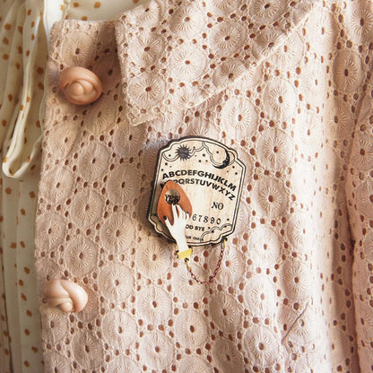 spilla artigianale tavola ouija wicca