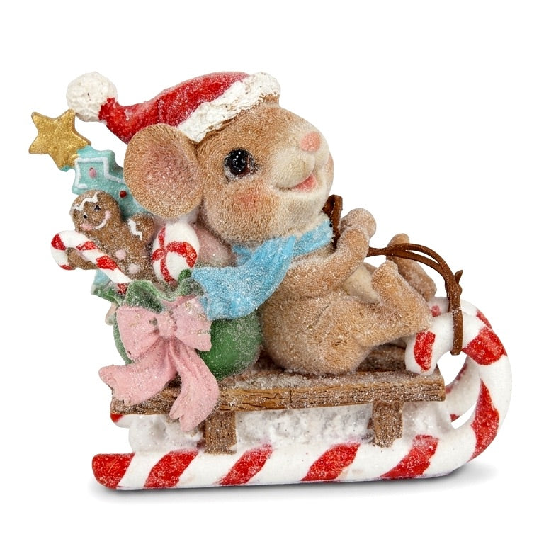 Decorazione natalizia in resina, topino con cappello da Babbo Natale su slitta di bastoncini di zucchero con sacco di regali