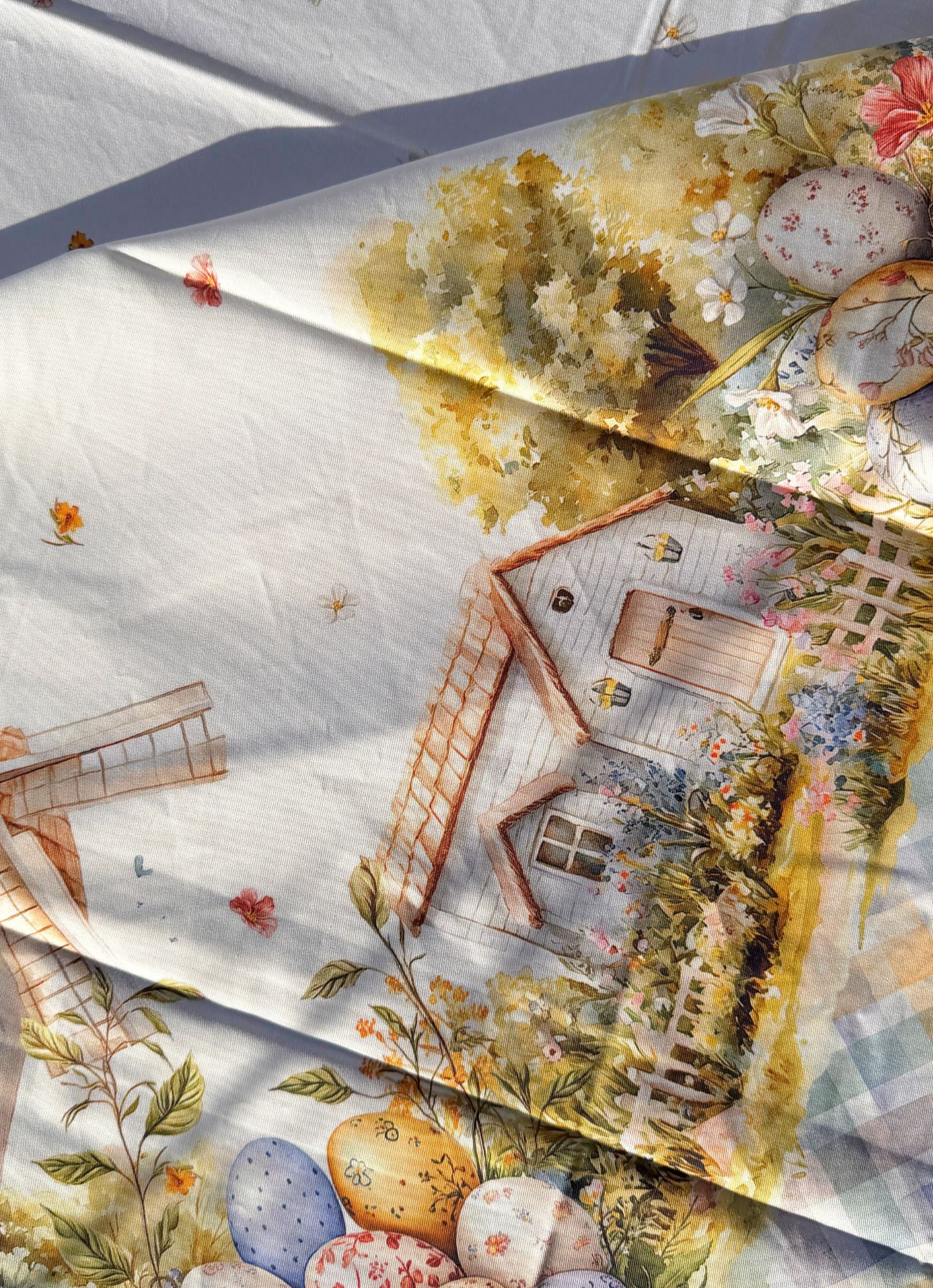 tovaglia vingi uova pasqua e mulini a vento